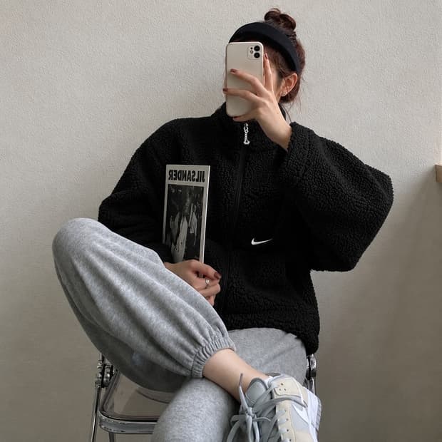 나이키 크롭 부클 셰르파 뽀글이 빅로고 후리스 점퍼 트랙탑