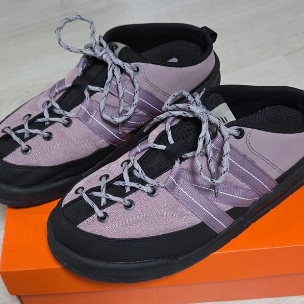 (착샷) 뉴발란스 CRV 뮬 바이올렛