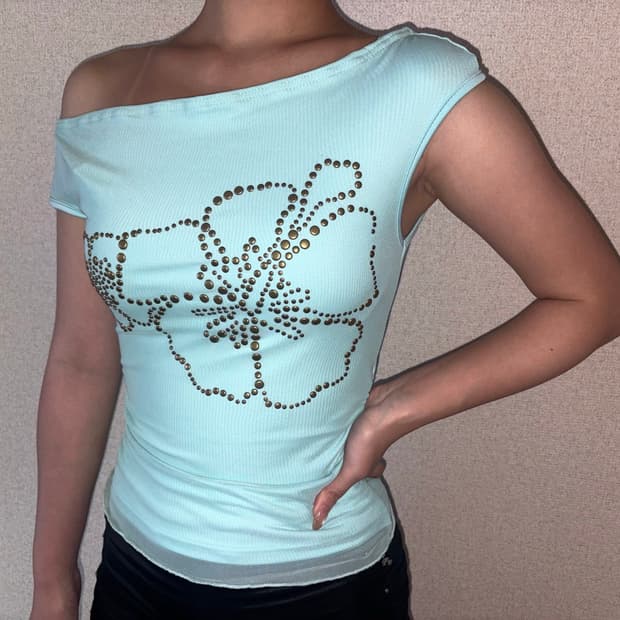 vintage mint detail T
