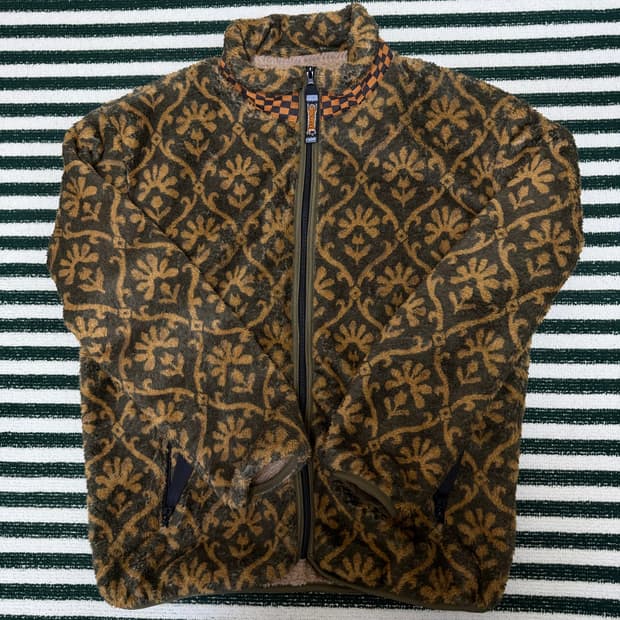 [3] 캐피탈 요세미티 아라베스크 후리스