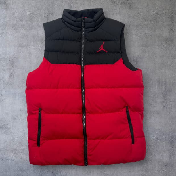 조던 Jordan 블랙 레드 점프맨 패딩 조끼 XL (보이즈/성인 90)