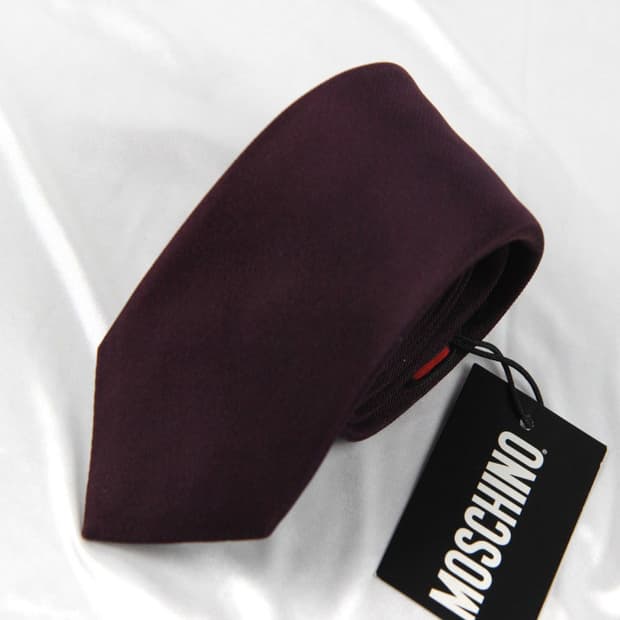 모스키노 6.8cm 신형 미사용 이태리 남자 명품 넥타이