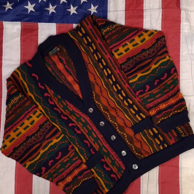 새제품급 오리지날 오스트레일리아 쿠지 COOGI 케이블니트 가디건