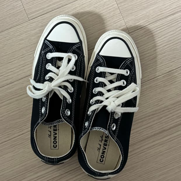컨버스 척테일러 70 240사이즈