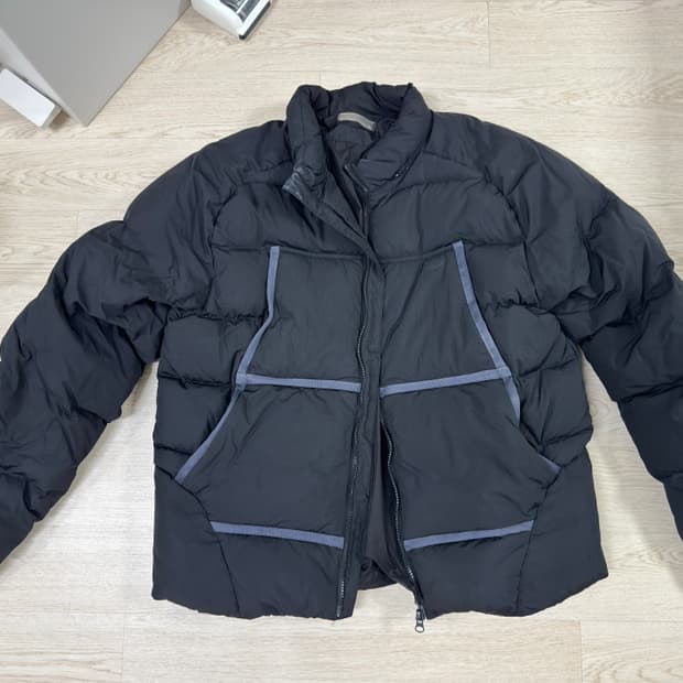 산산기어 패딩 24FW TAPED PUFFER JACKET