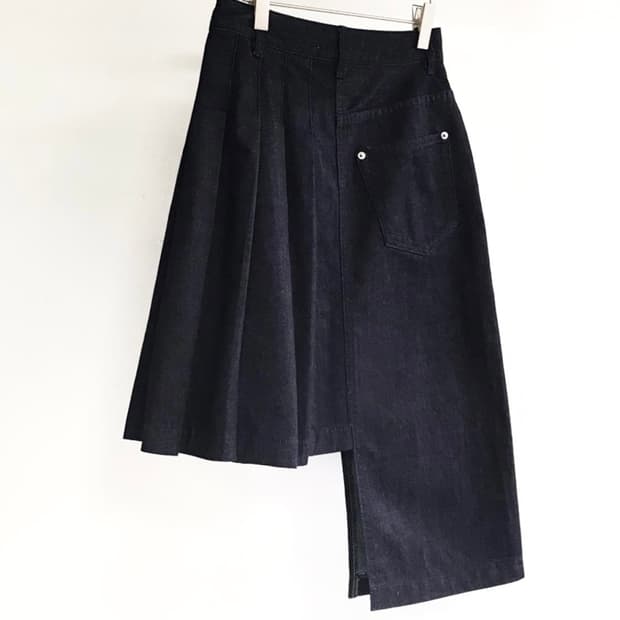 7% molepink denim pleats skirt