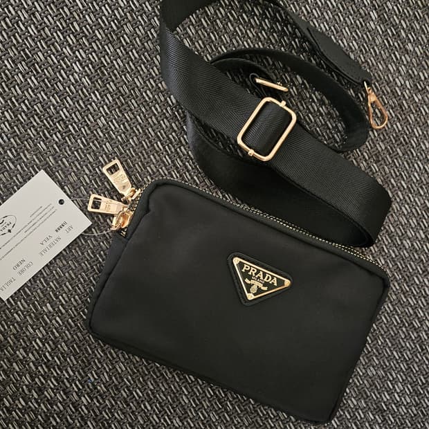 프라다 3지퍼 크로스백 미니백 파우치