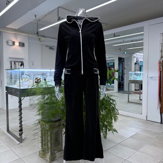 ADIDAS velour set-up