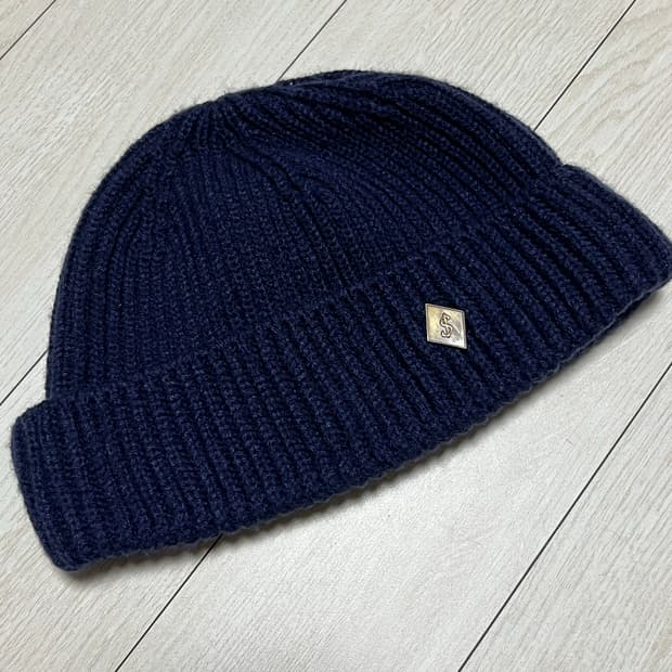 밀리어네어네이비숏비니