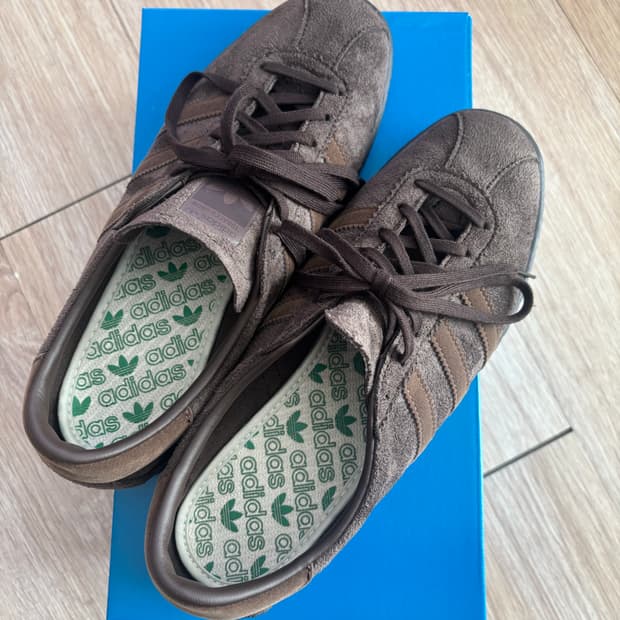 아디다스 토바코 그루엔 다크 브라운