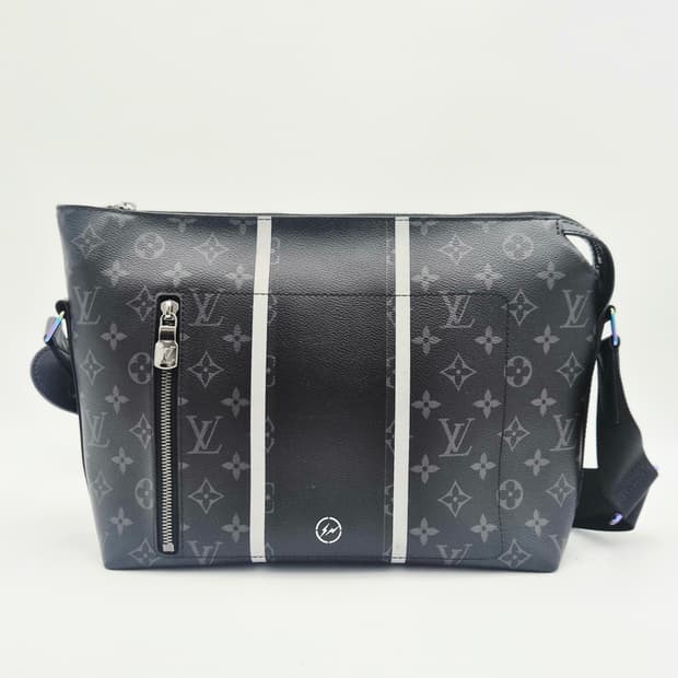 루이비통 모노그램 아폴로 이클립스 메신저 플래시 PM 크로스백(M4341