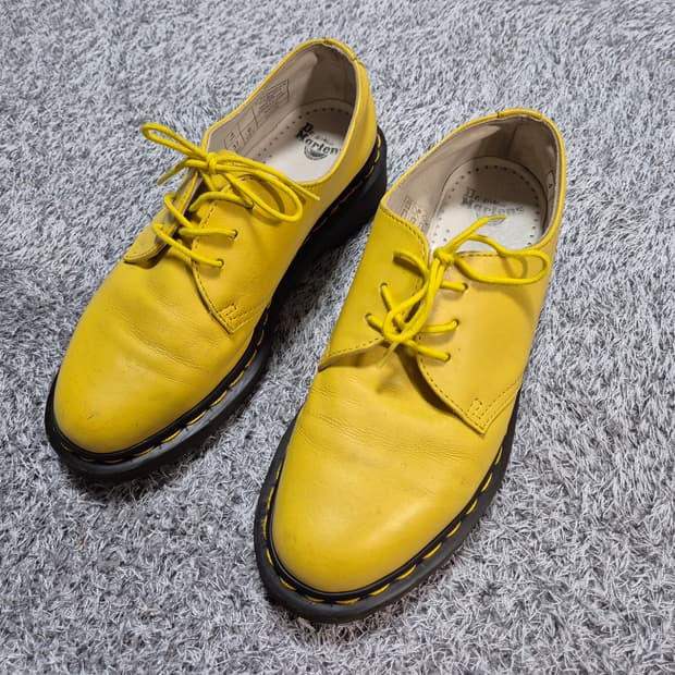 닥터마틴 1461 3홀 더비슈즈 UK4