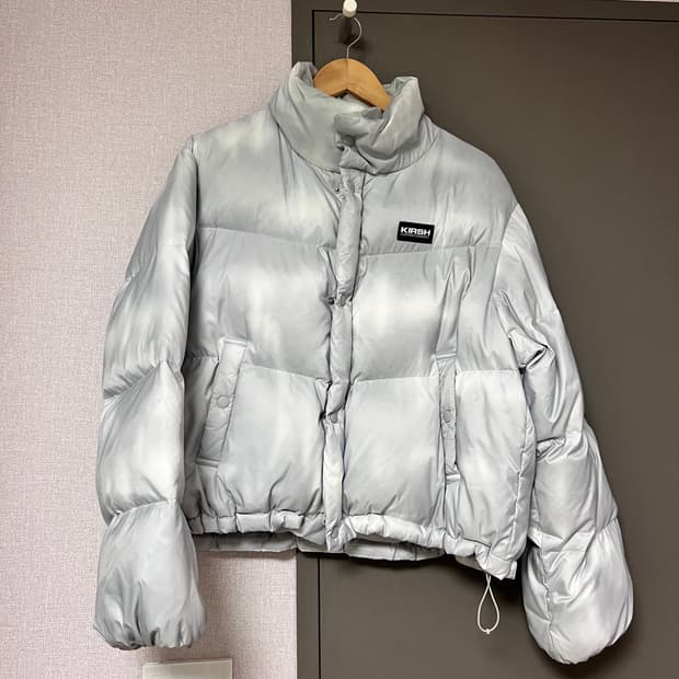 키르시 덕다운 숏패딩 그레이