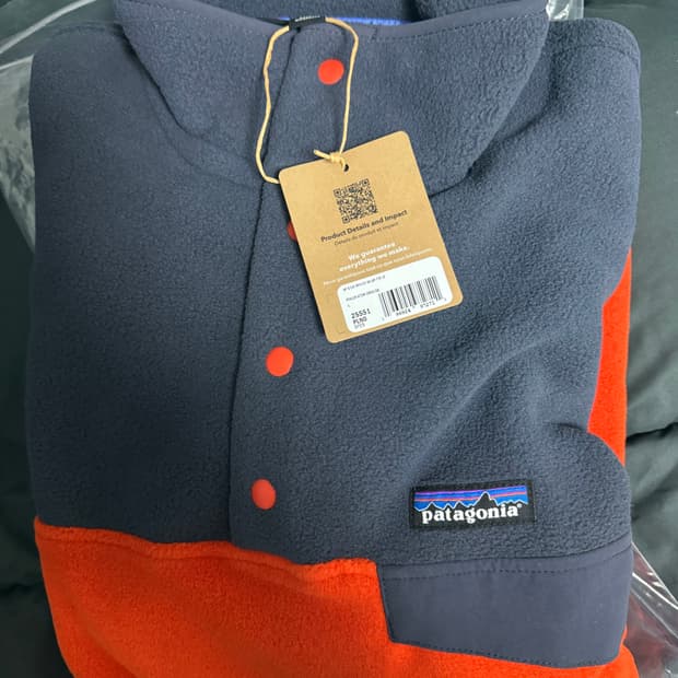 파타고니아 신칠라 라이트웨이트 폴리네이터 오렌지 L