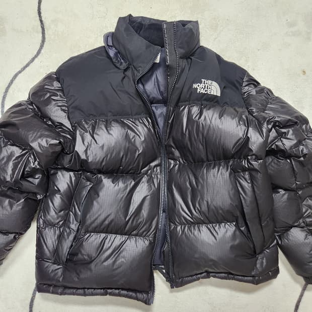 눕시 패딩 판매합니다