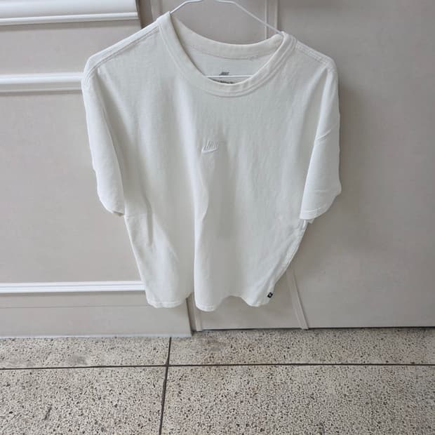 나이키 자수 반팔 100