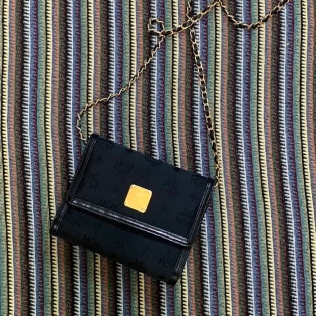 MCM 블랙 체인 숄더백