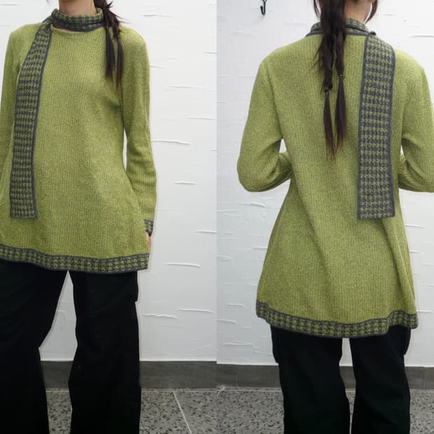 green scarf-tie knit