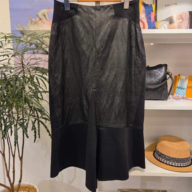 TIME 타임 비대칭 가죽 스커트