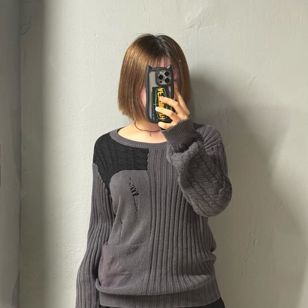 mix pattern damage point knit