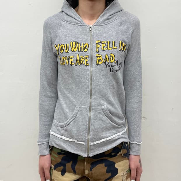ellow lettering skull gray hooded zip-up