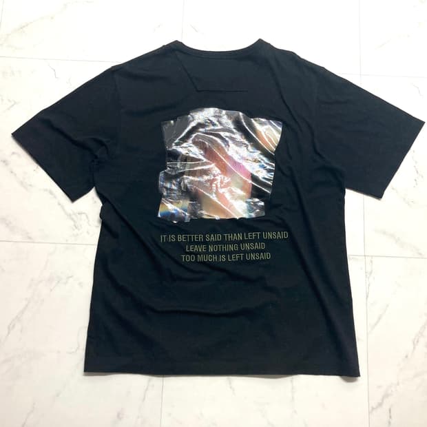 (거의 새것)준지 18ss 프린팅 자수 반팔티 105-110