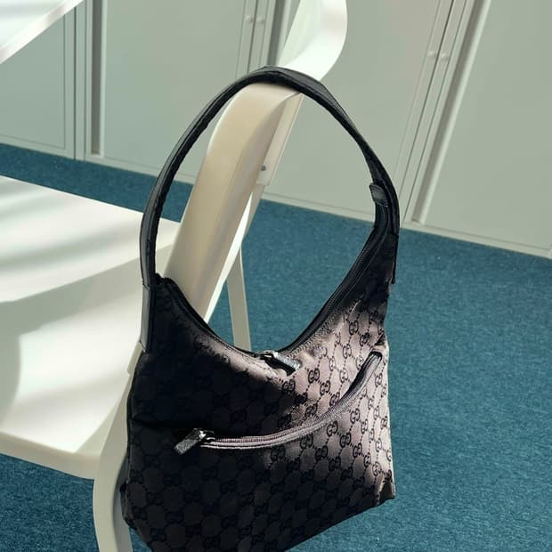 구찌 GG 자가드 숄더백