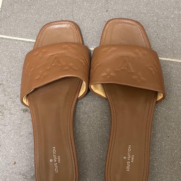 루이비통 브라운 플랫 뮬