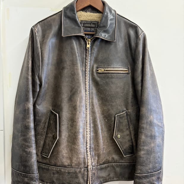 N6. 올드갭 가죽자켓