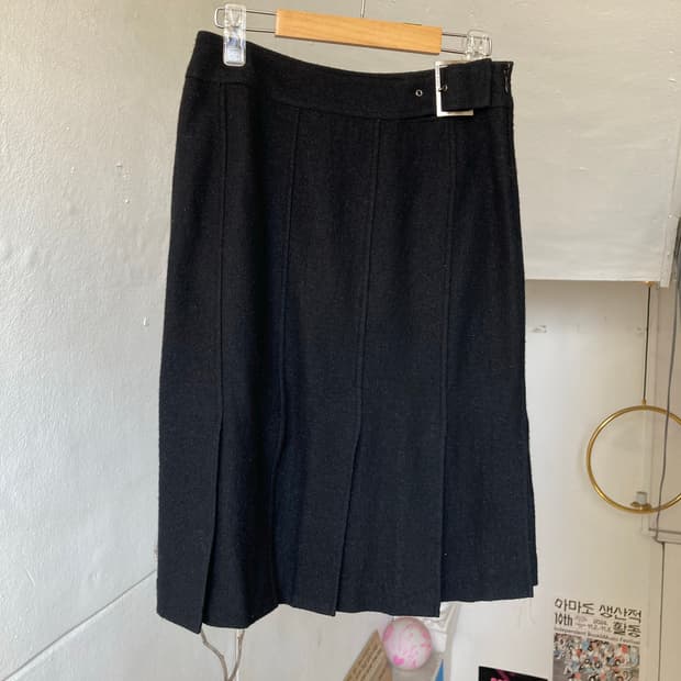 빈티지 버클 미디 스커트