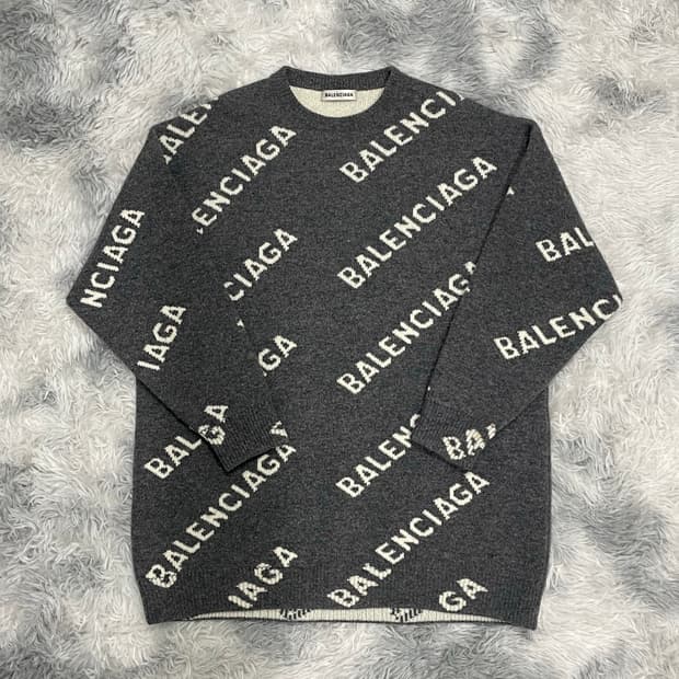 [백화점판] 발렌시아가 멀티로고 울 오버 니트 차콜 [105]