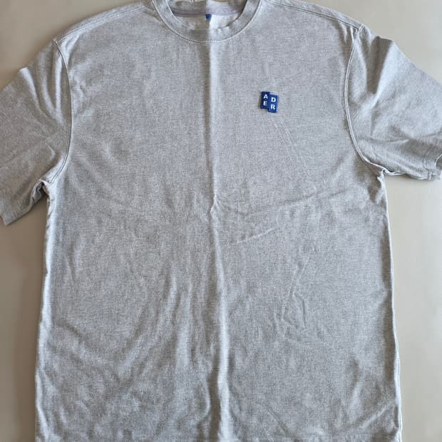 아더에러 시그니피컨트 티셔츠 L