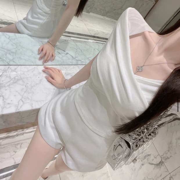 미엘르 세렌느 새틴 레그 숏팬츠 화이트 S 새상품