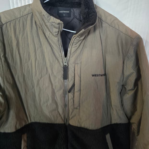 웨스트우드 경량패딩 