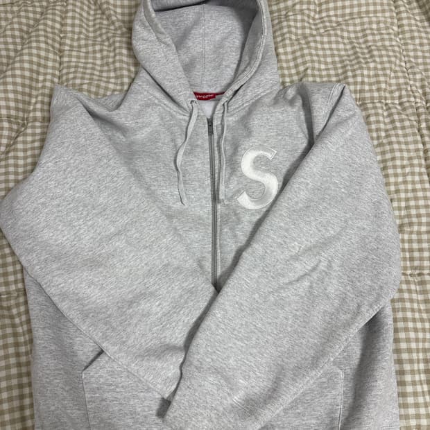 슈프림 후드집업 24f/w