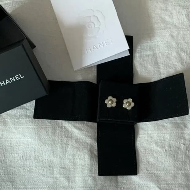 샤넬 귀걸이 