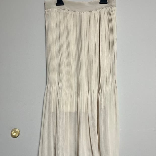 [새상품]아이보리 롱스커트