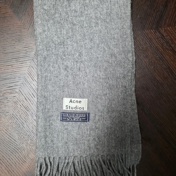 [신동품]아크네스튜디오 머플러 / 그레이 버진울