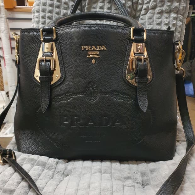 프라다 가방 팔아요