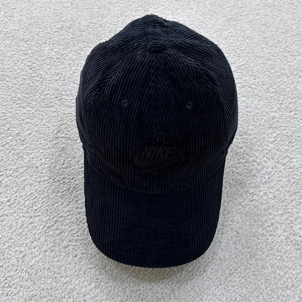 F 나이키 코듀로이 블랙 볼캡 0408E2