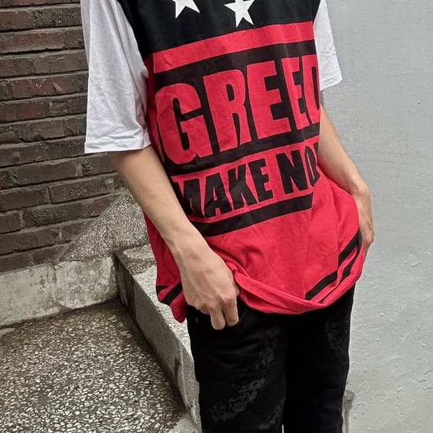 빈티지 GREED 스타 프린팅 레드&블랙 티셔츠