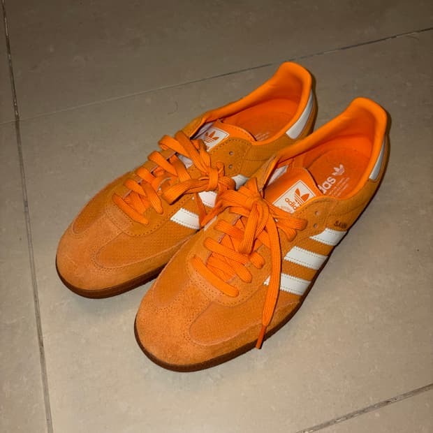 아디다스 삼바 오렌지