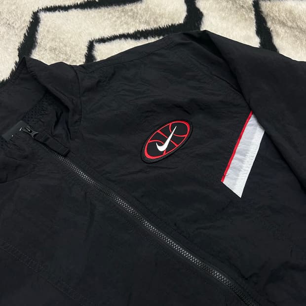 [L]나이키 스로우백 우븐 바람막이