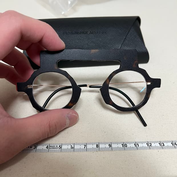 김종필 핸드메이드 안경