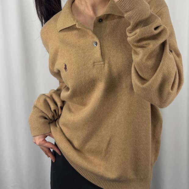 폴로 램스울 카라 니트