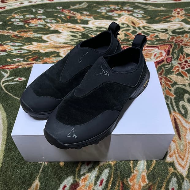 Roa Slip On Black (43)