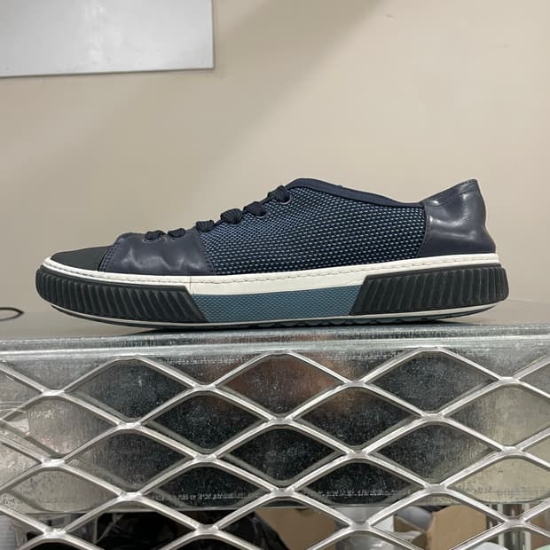 프라다 테크니컬 매쉬 앤 레더 스니커즈 8.5 (gr-4627)