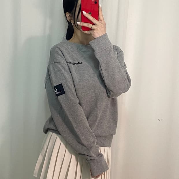 캘빈클라인 그레이 와펜 맨투맨