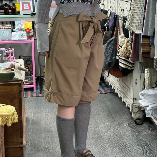 H ribbon short pants