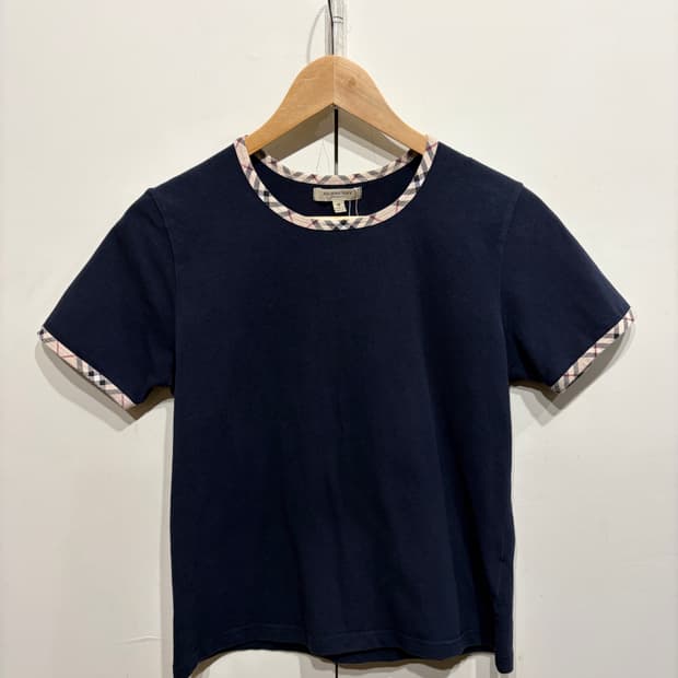 버버리 체크 트리밍 반팔 티셔츠